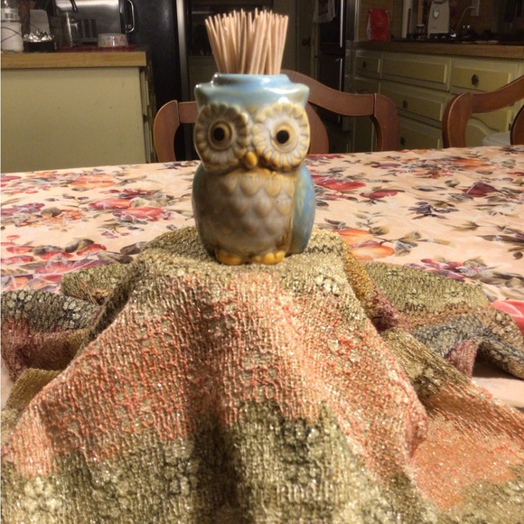 Adorable little Owl toothpick holder or tiny vase for itty-bitty flower!So Cute! - Picture 2 of 5